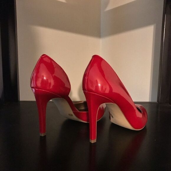 NEW BCBGeneration come get me Heels - Picture 6 of 6